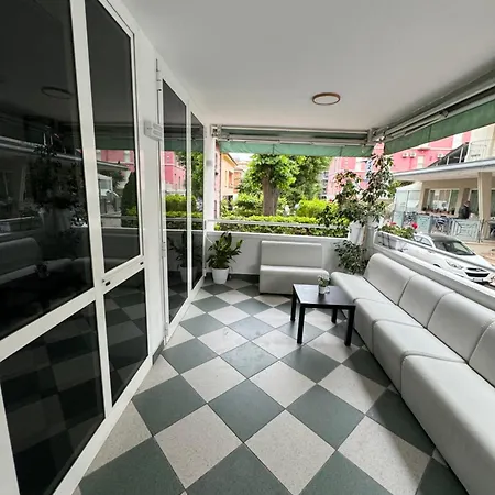 Hotel Liston