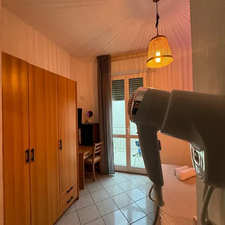 Hotel Liston 3*